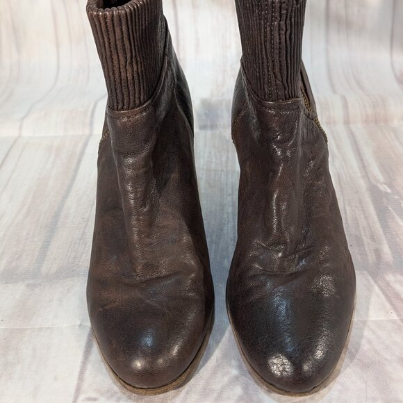 Frye Women's Brown Leather Corby Side Zip Ruched Wedge Ankle Boot Size 8M - Picture 5 of 12